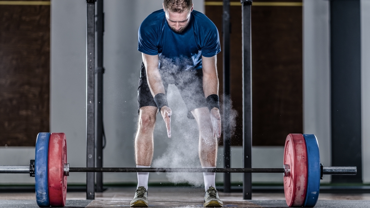 Soulevé de Terre (Deadlift) avec Barre : exécution correcte et technique